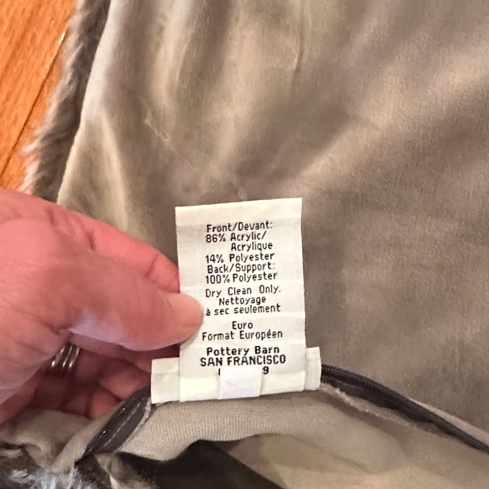 Like new Pottery barn Euro Pillow Cover Luxurious Faux Fur brown set of 3 ombré - Picture 7 of 8